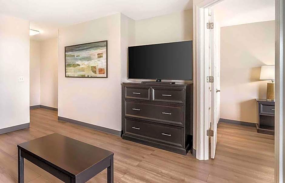 Extended Stay America Suites - Fort Lauderdale - Cypress Creek - NW 6th Way