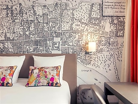 Standard PRM room with double bed