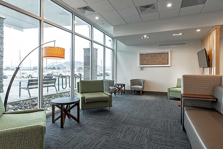 Holiday Inn Express And Suites Moundsville By IHG