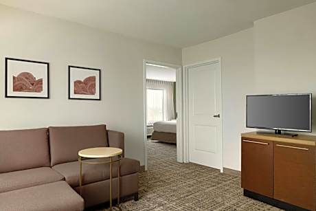 One-Bedroom King Suite