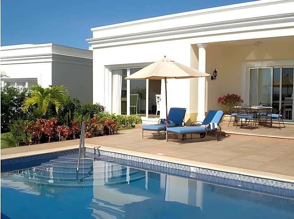 Pueblo Bonito Emerald Luxury Villas & Spa - All Inclusive