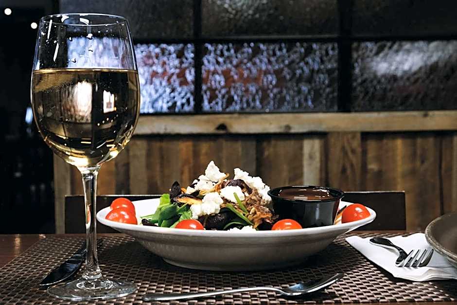 Four Points by Sheraton Edmunston Hotel & Conference Center