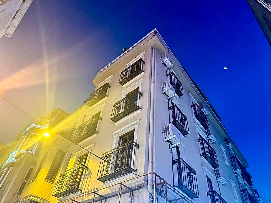 Santa Rio Taxim Hotel