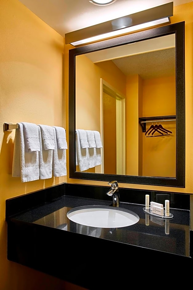 Fairfield Inn Myrtle Beach Broadway at the Beach
