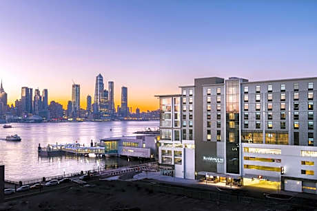 Residence Inn by Marriott Weehawken Port Imperial