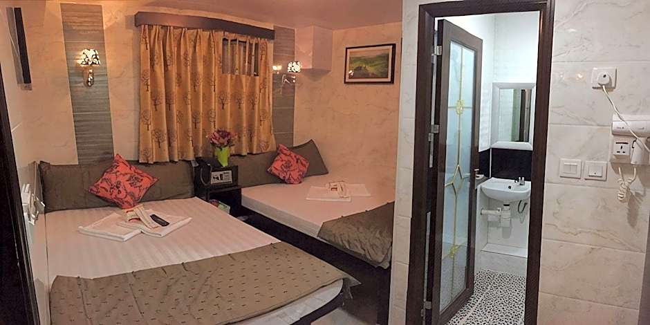Skylark Hostel