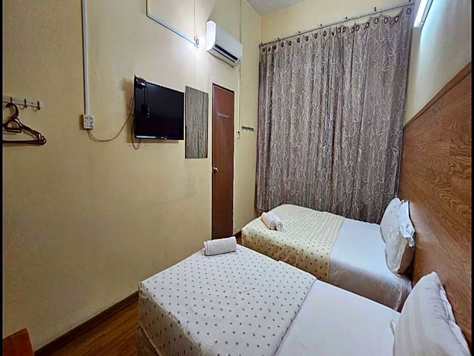 OYO 90979 Sianglory Inn