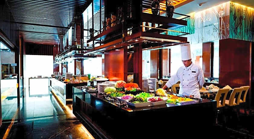 Royal Princess Larn Luang Hotel