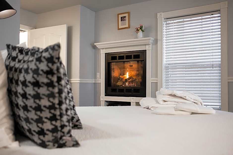 Hounds Tooth Inn