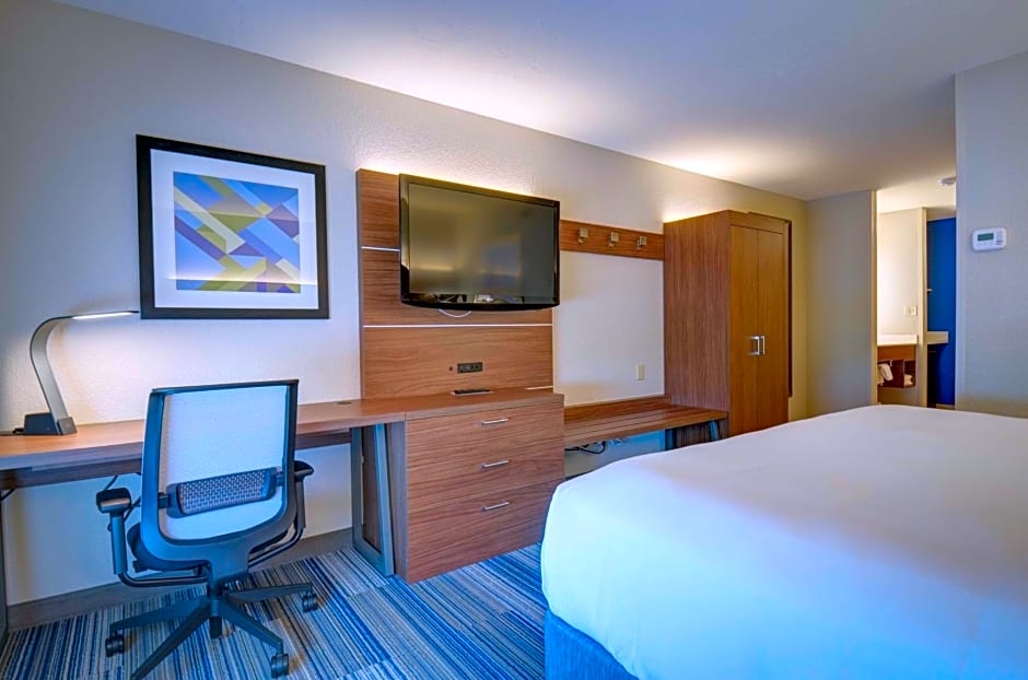 Holiday Inn Express & Suites North Platte, an IHG Hotel