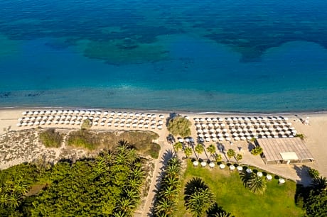 Caravia Beach Hotel