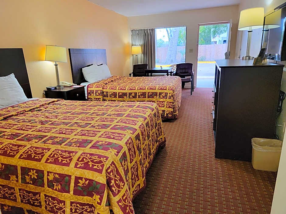 Twin Star Lodge