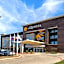 La Quinta Inn & Suites by Wyndham Houston Cypress