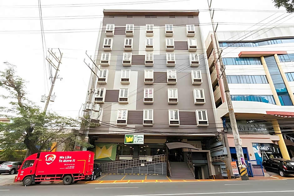 RedDoorz Plus at Kamuning Quezon City