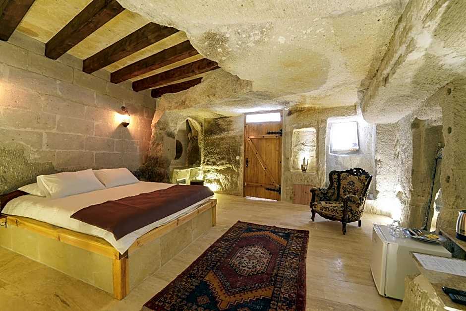 My Cave Suites