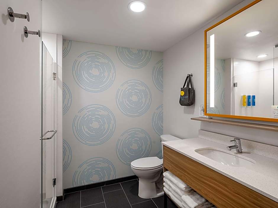 Tru By Hilton Chesapeake- Greenbrier