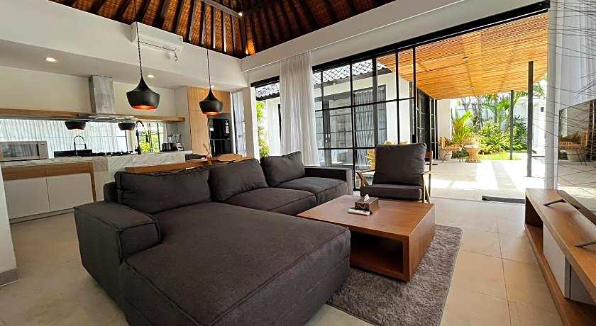 The Kons Villa Bali Seminyak