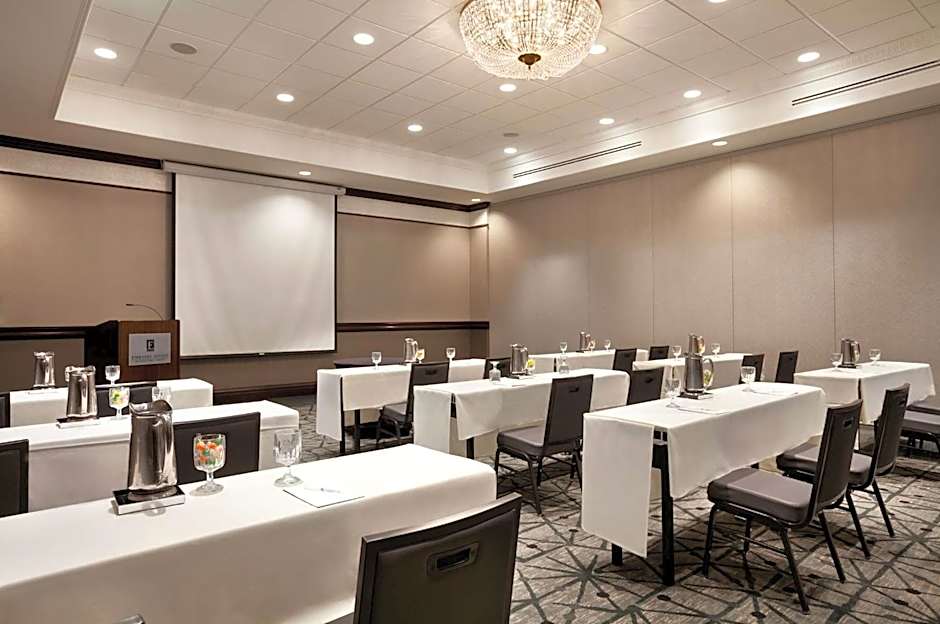 Embassy Suites by Hilton San Francisco Airport Waterfront