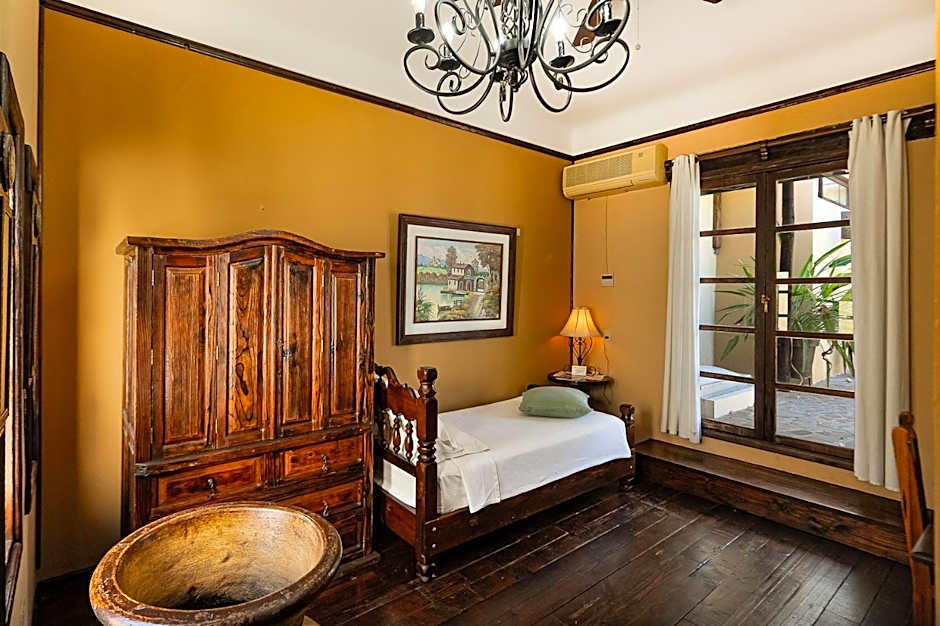 Posada de las Flores La Paz