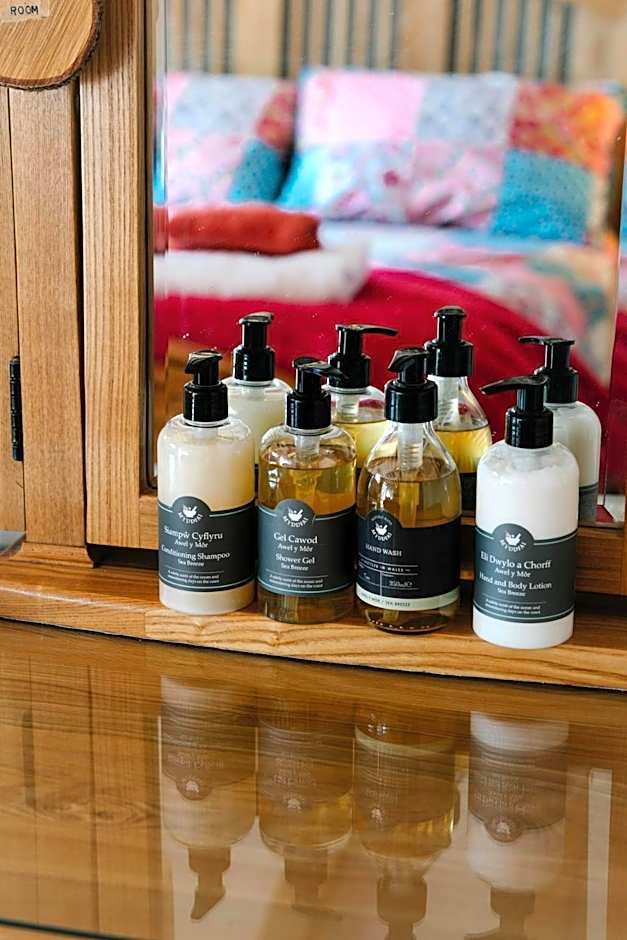 Henllys Estate B and B