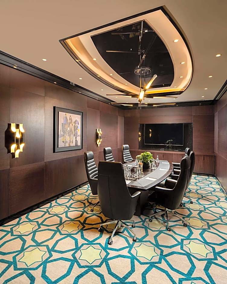 RADISSON BLU LEOGRAND HOTEL