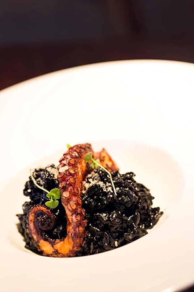 Ser Casasandra Boutique Hotel