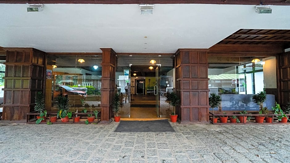 Westwood Riverside Garden Resort