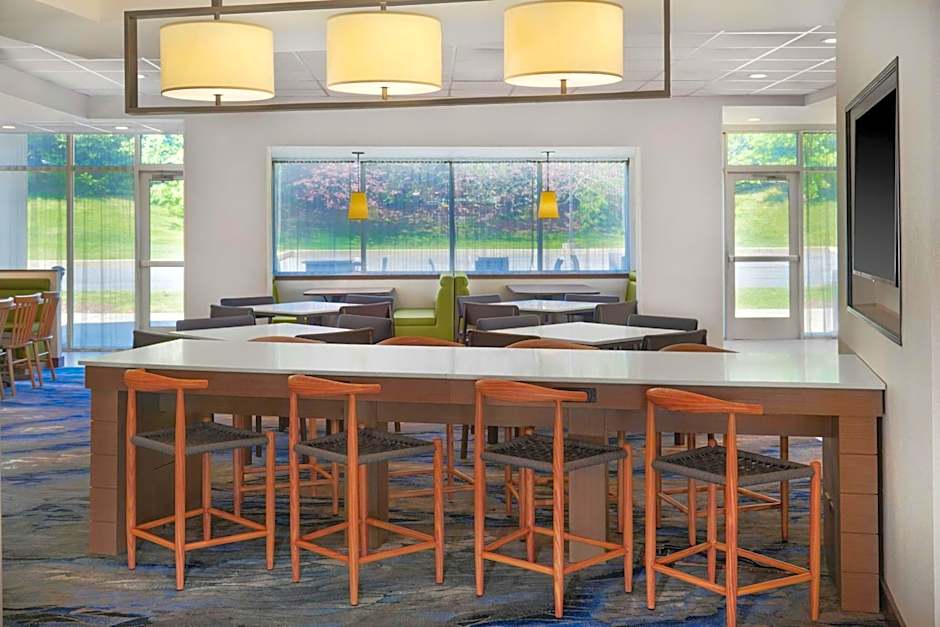 Fairfield Inn & Suites by Marriott Reading Wyomissing