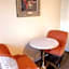 Empress Inn and Suites by the Falls