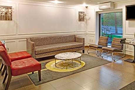 Ramada by Wyndham Staten Island