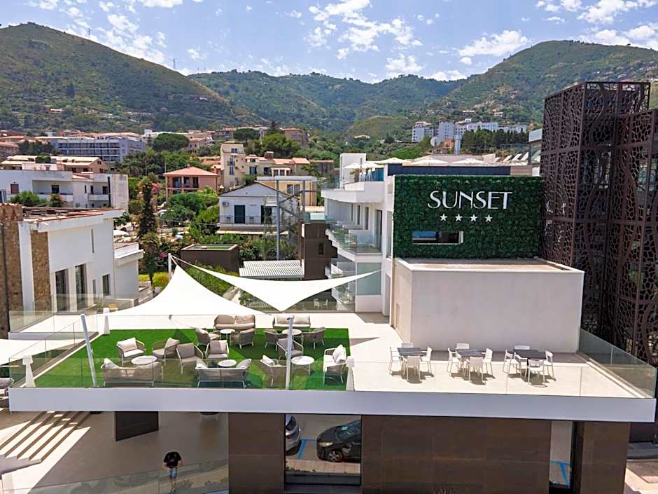 Sunset Hotel