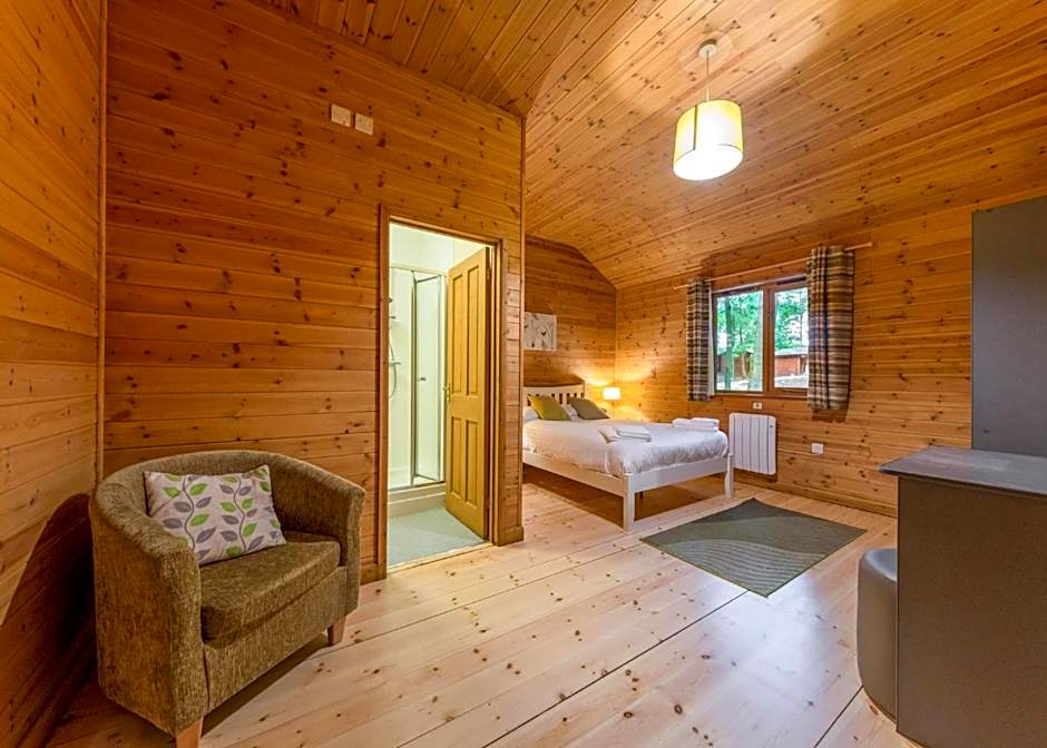 Woodland Park Lodges