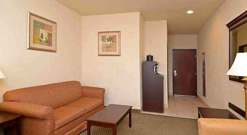Best Western Plus La Grange Inn And Suites