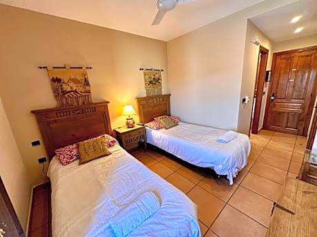 Twin Beds Standard City View