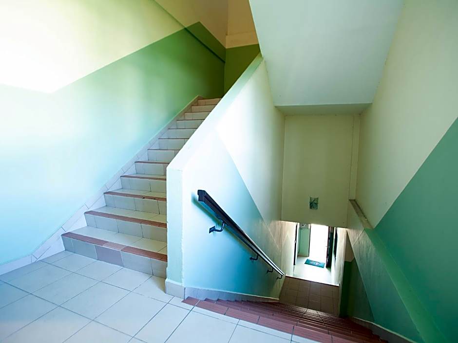 OYO 89487 Space Hotel