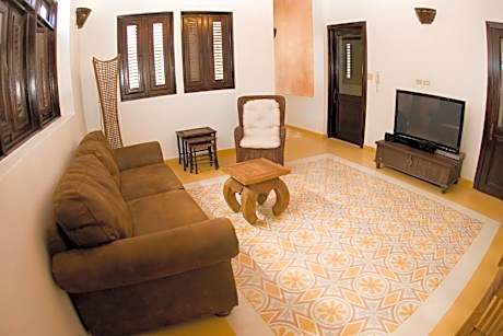 Deluxe Two Room Suite