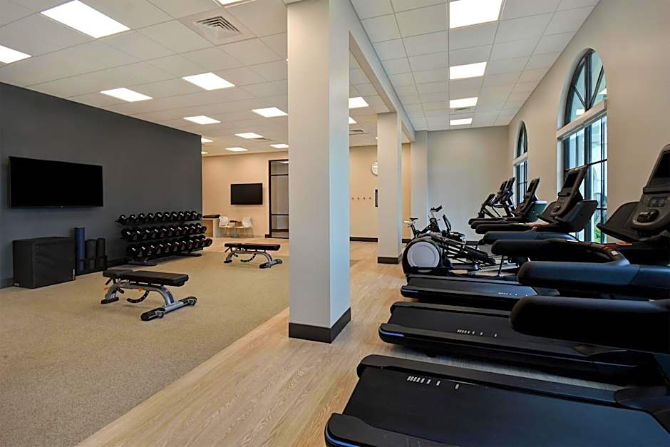 Homewood Suites by Hilton Orlando at FLAMINGO CROSSINGS Town Center