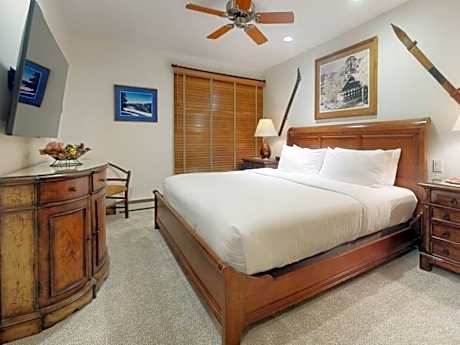 Two-Bedroom Superior Apartment