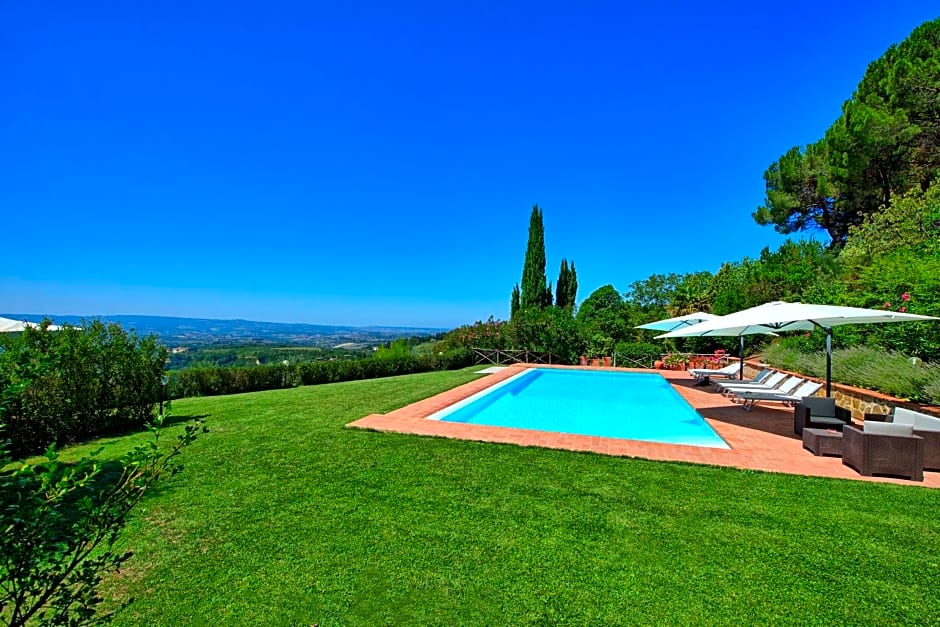 Villa Casa Lucia by PosarelliVillas