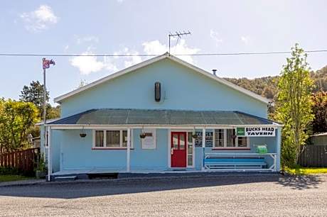 Brunnerton Lodge and Backpackers