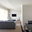 Pinnacle Apartments
