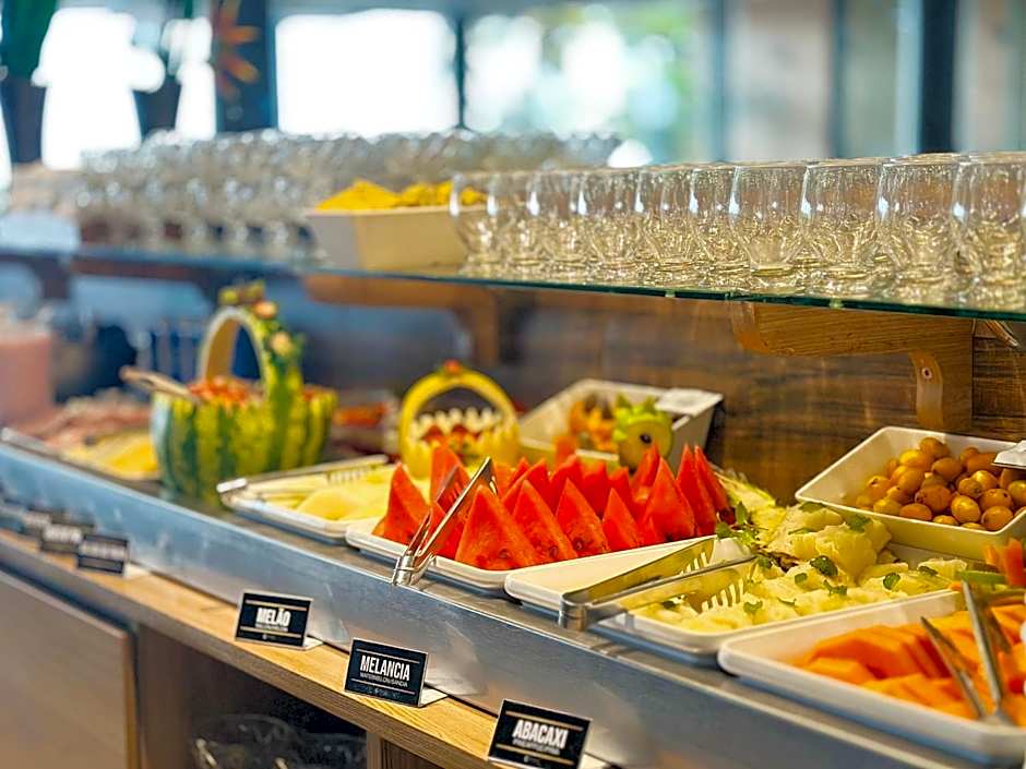 Netuanah Praia Hotel