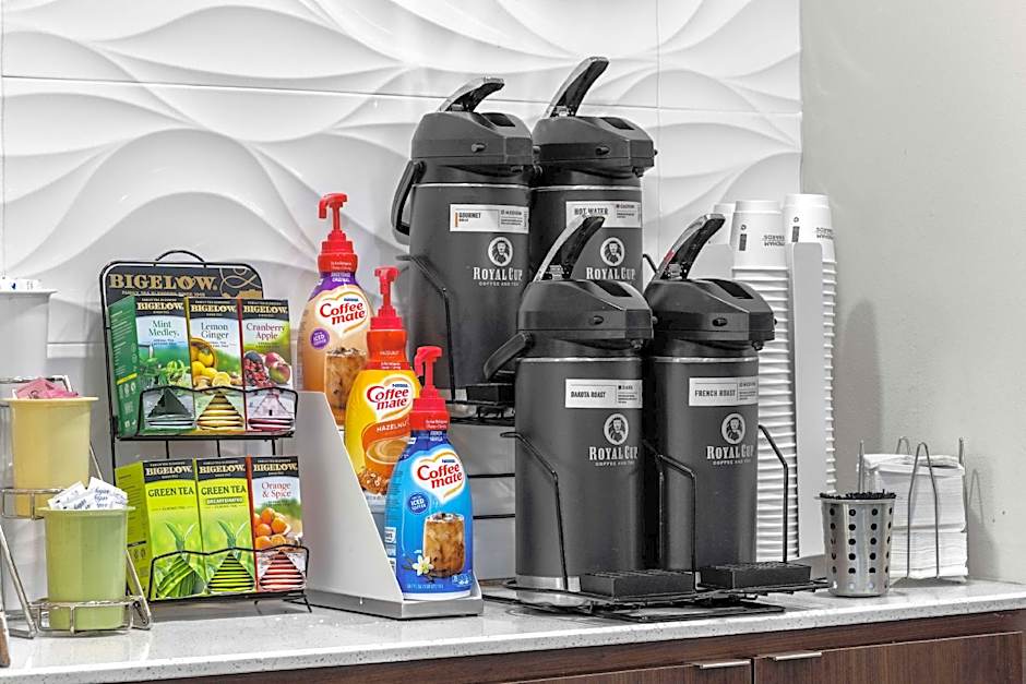 La Quinta Inn & Suites by Wyndham Raymondville