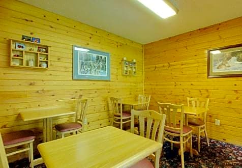 Americas Best Value Inn - Duluth Spirit Mountain Inn