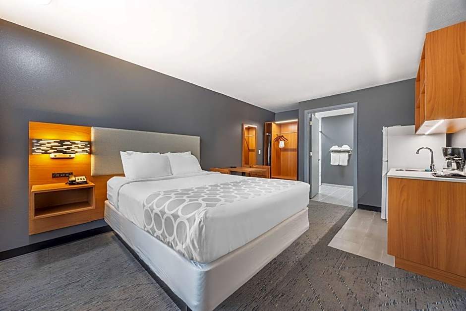Suburban Studios Branson On The Strip
