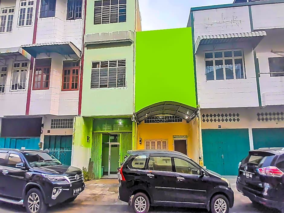 SPOT ON 92236 Kediri Family Homestay