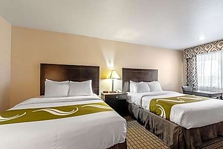 Queen Room with Two Queen Beds - Non-Smoking