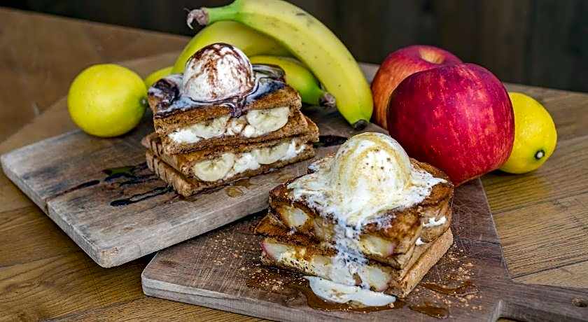 Busoan Library & Hostel