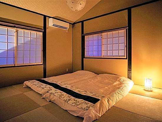 Rental of Machiya Take a Shigaraki Ware Openair