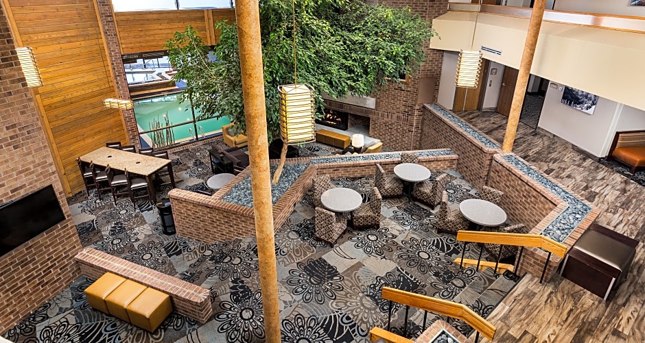 Best Western Plus Landmark Inn